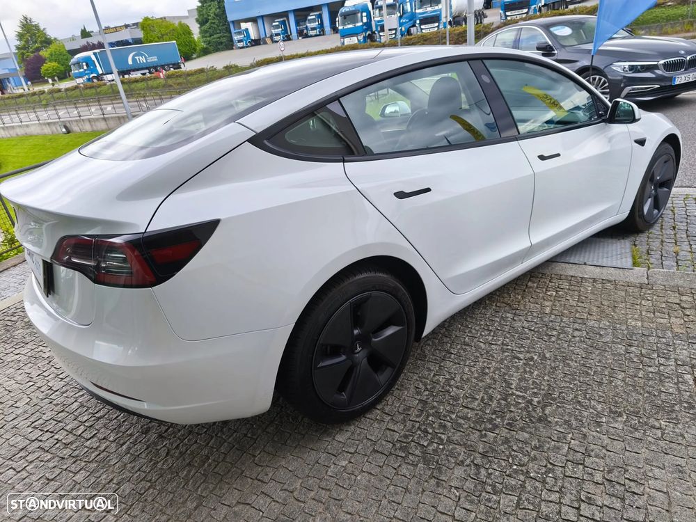 Tesla Model 3 Standard RWD - 2