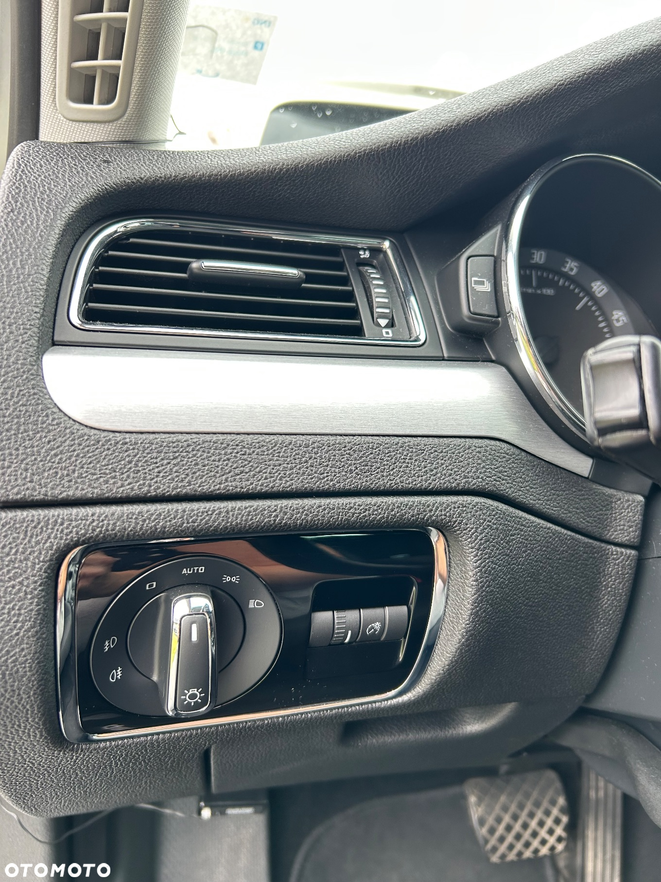 Skoda Superb 2.0 TDI Ambition DSG - 20
