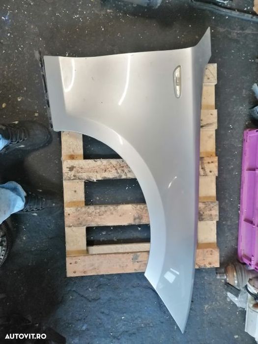 aripa dreapta bmw seria 1 e81 e88 originala fara rugina - 1