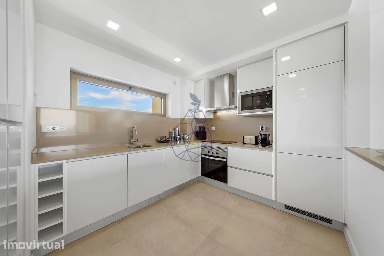 Apartamento T2 semi-novo em Condomínio Exclusivo - Praia da Rocha - Grande imagem: 2/58