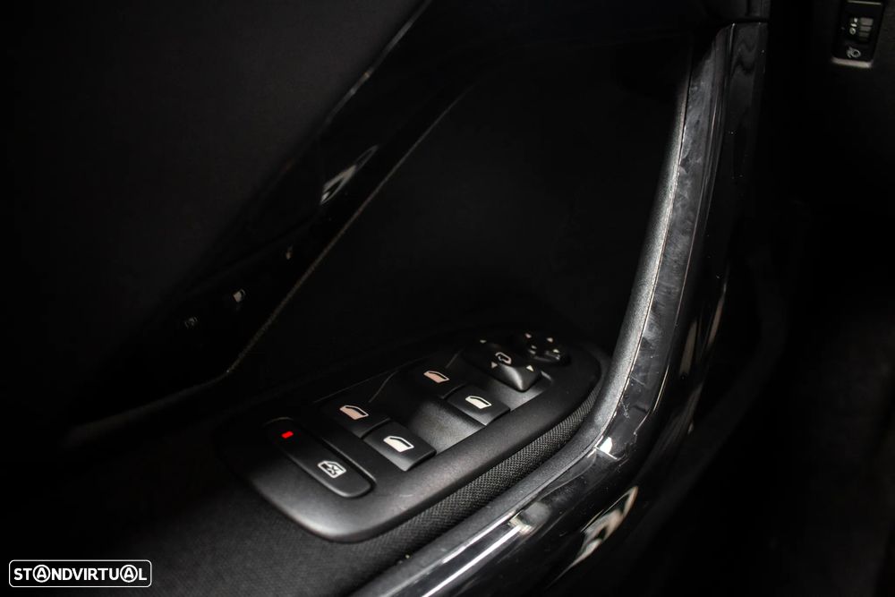 Peugeot 208 1.2 PureTech Active - 20