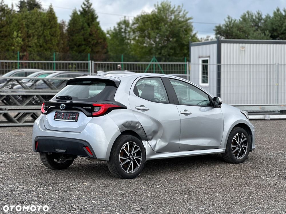 Toyota Yaris - 17