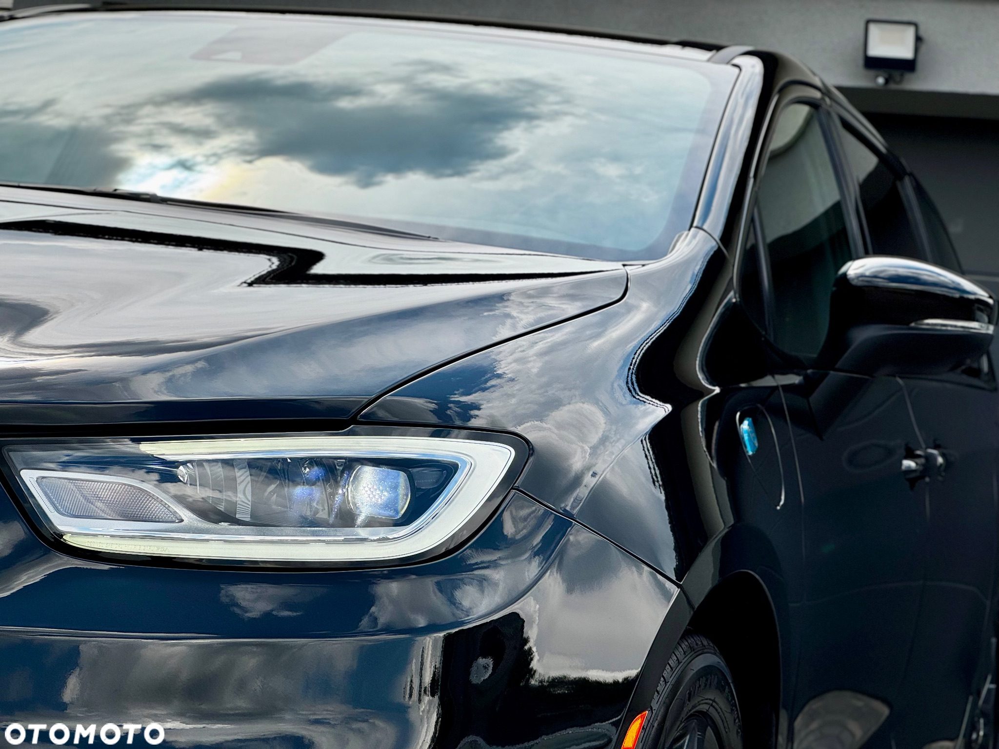 Chrysler Pacifica - 19