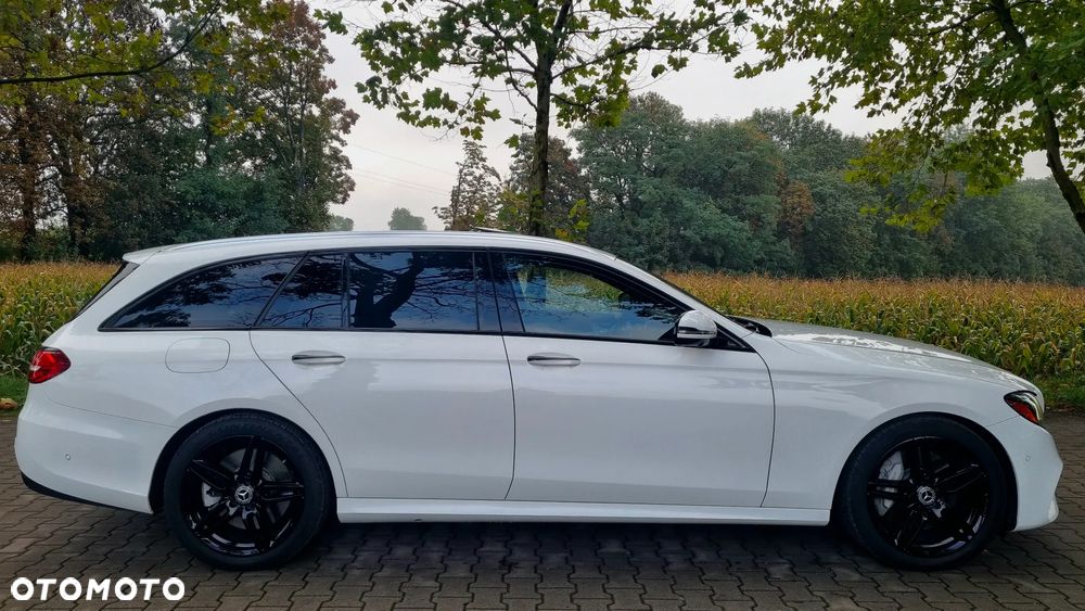 Mercedes-Benz Klasa E - 36