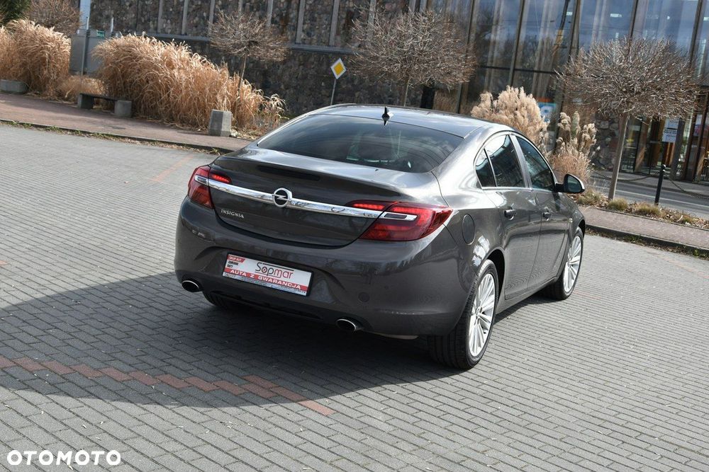 Opel Insignia 2.0 T Active 4x4 S&S - 20