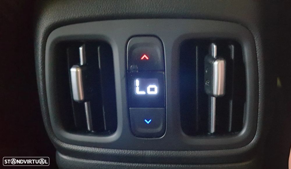 Hyundai Tucson 1.6 T-GDI PHEV e-Vanguard - 10
