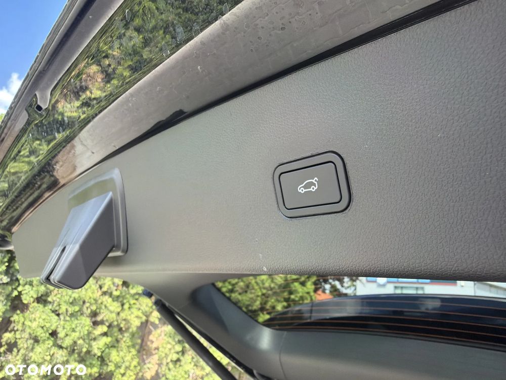 XPeng G9 94.6 kWh AWD Performance - 22