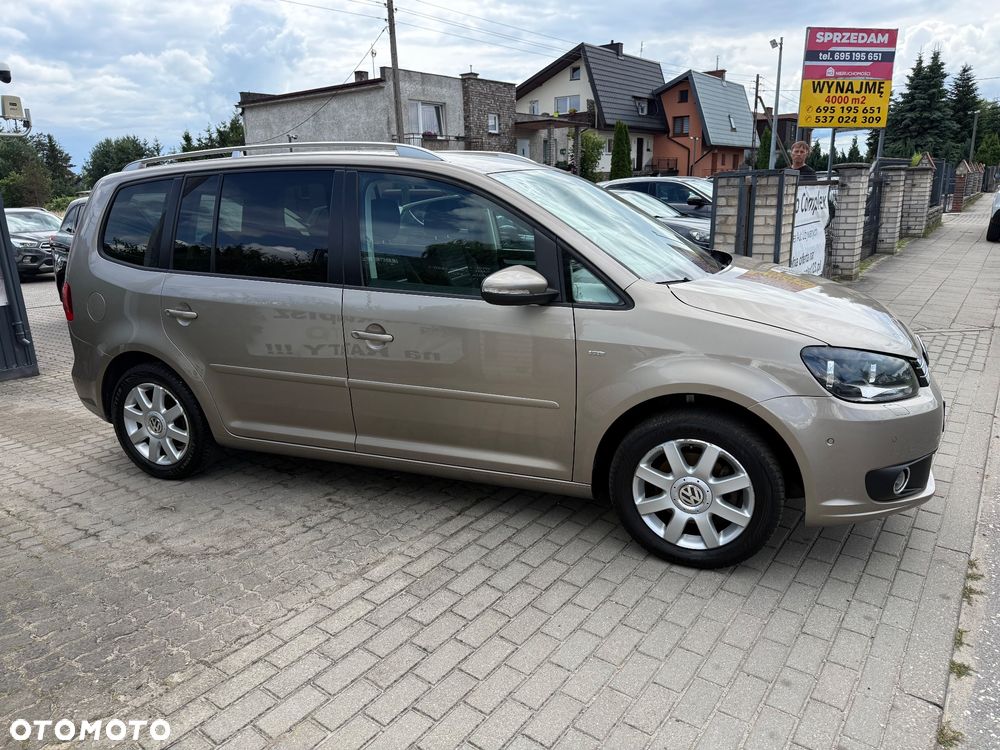Volkswagen Touran 1.6 TDI DPF Highline - 4