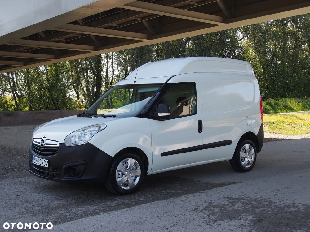 Opel COMBO - 36