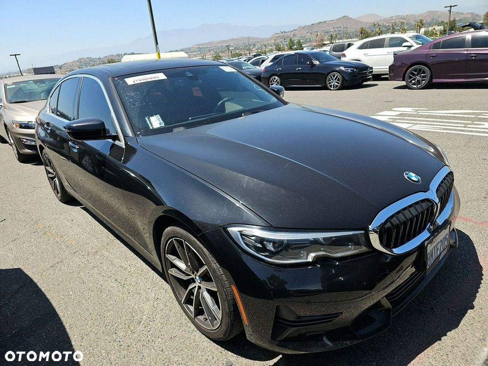 BMW Seria 3 330i M Sport - 2