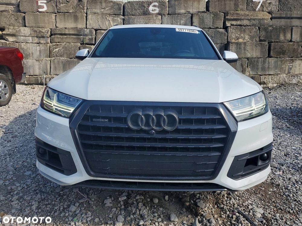 Audi Q7 3.0 TFSI Quattro Tiptronic - 2