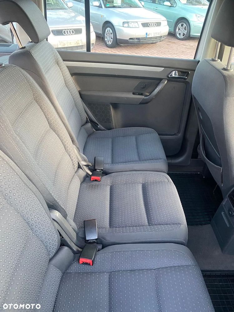 Volkswagen Touran 1.6 Trendline - 15