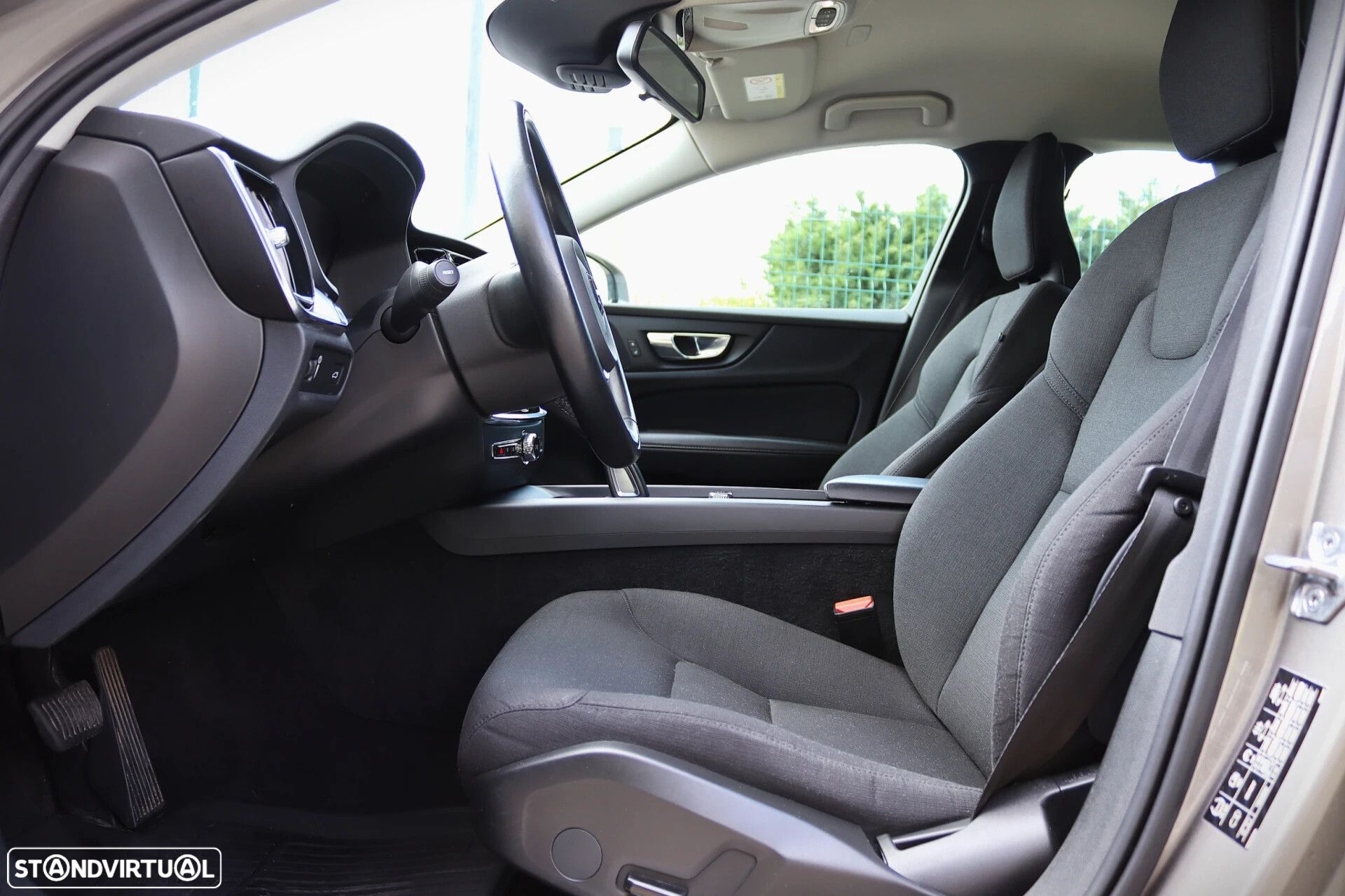 Volvo V60 - 16