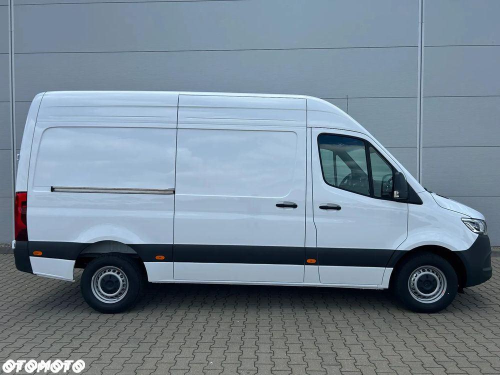 Mercedes-Benz Sprinter 315 Furgon Standard - 4