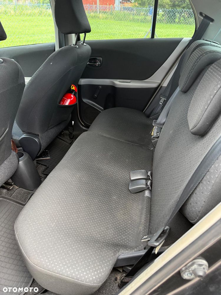 Toyota Yaris 1.33 Business Edition - 10