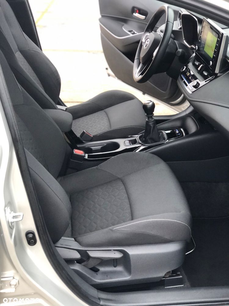 Toyota Corolla 1.2 Turbo Comfort - 22