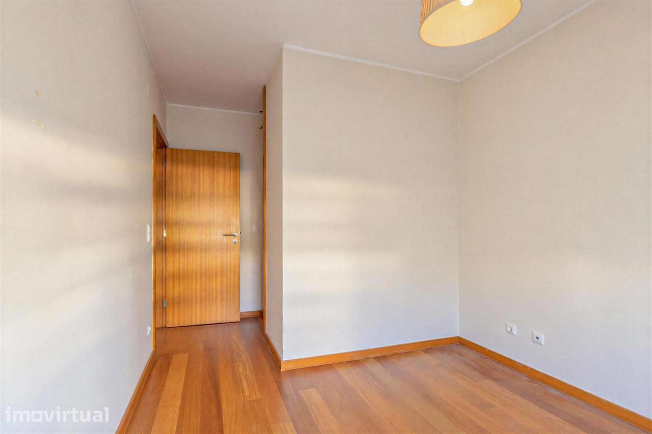 Apartamento T2 no Condomínio Fechado Entre Quintas - Grande imagem: 3/36