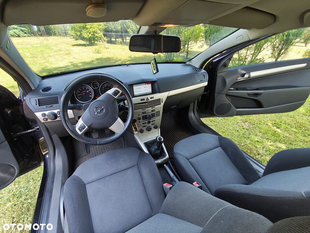 Opel Astra 1.6 Sport - 9