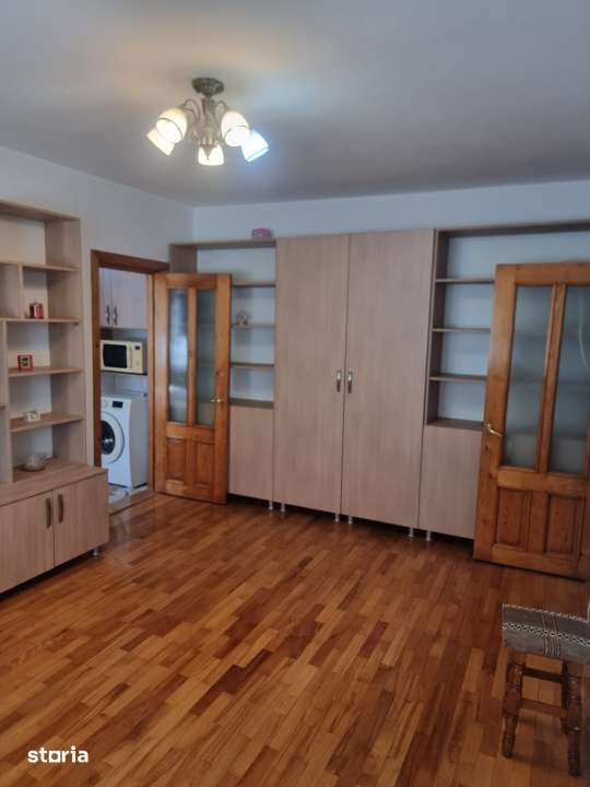 Apartament 3 camere, 52 mp, zona Piata Mica — fotografia 1