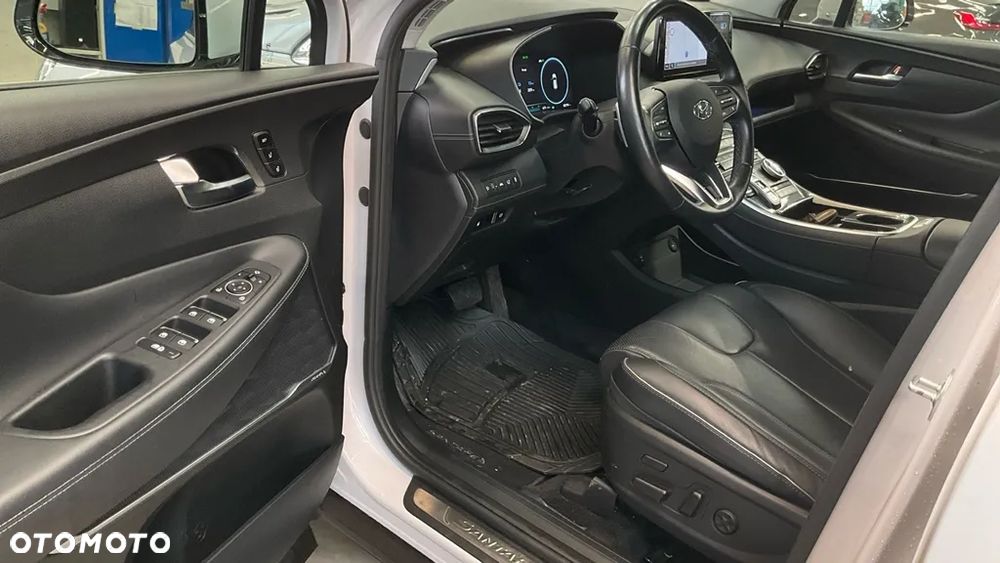 Hyundai Santa Fe - 5