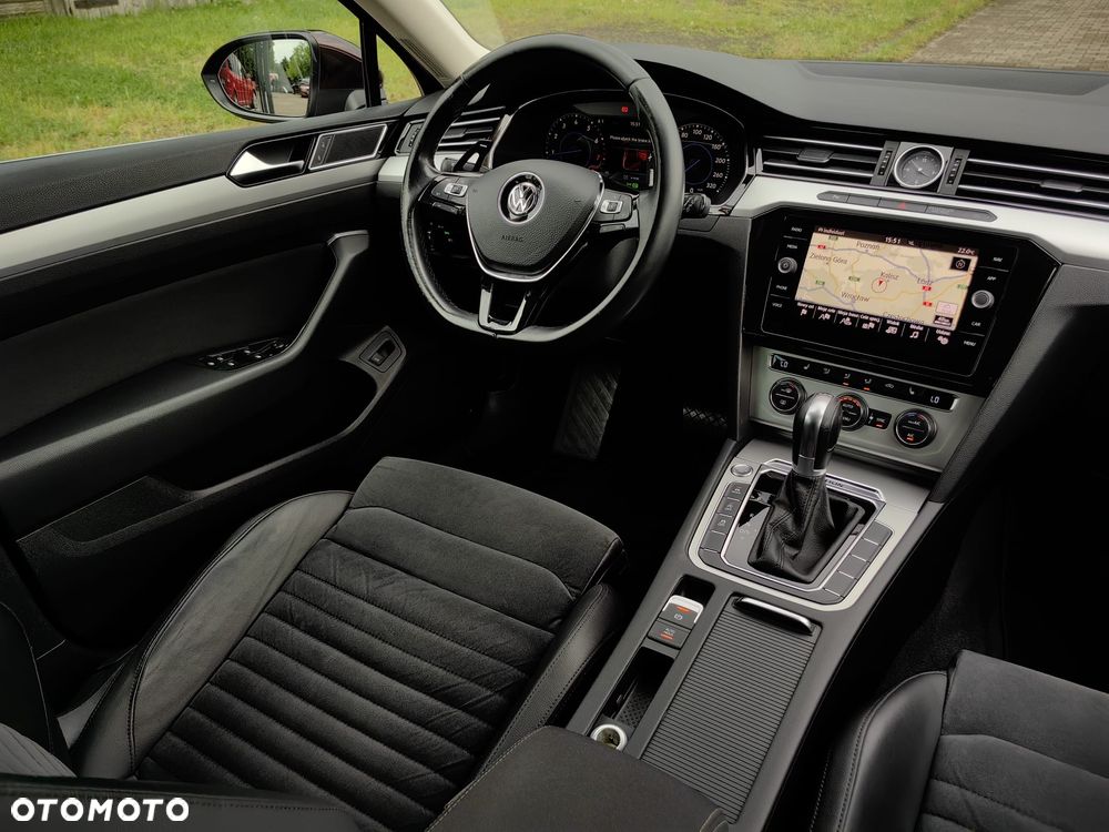 Volkswagen Passat 2.0 TDI Bi-Turbo BMT 4Mot Highline DSG - 22