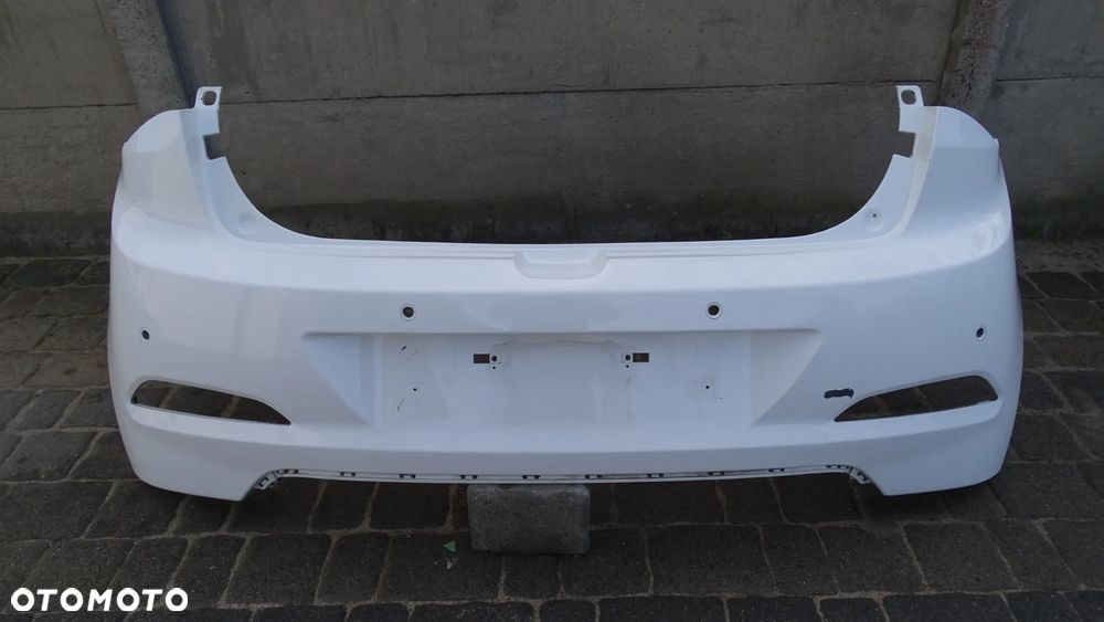 HYUNDAI I20 II 14/17r - zderzak tylny