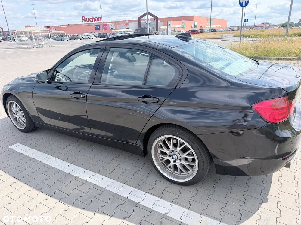 BMW Seria 3 320d - 3