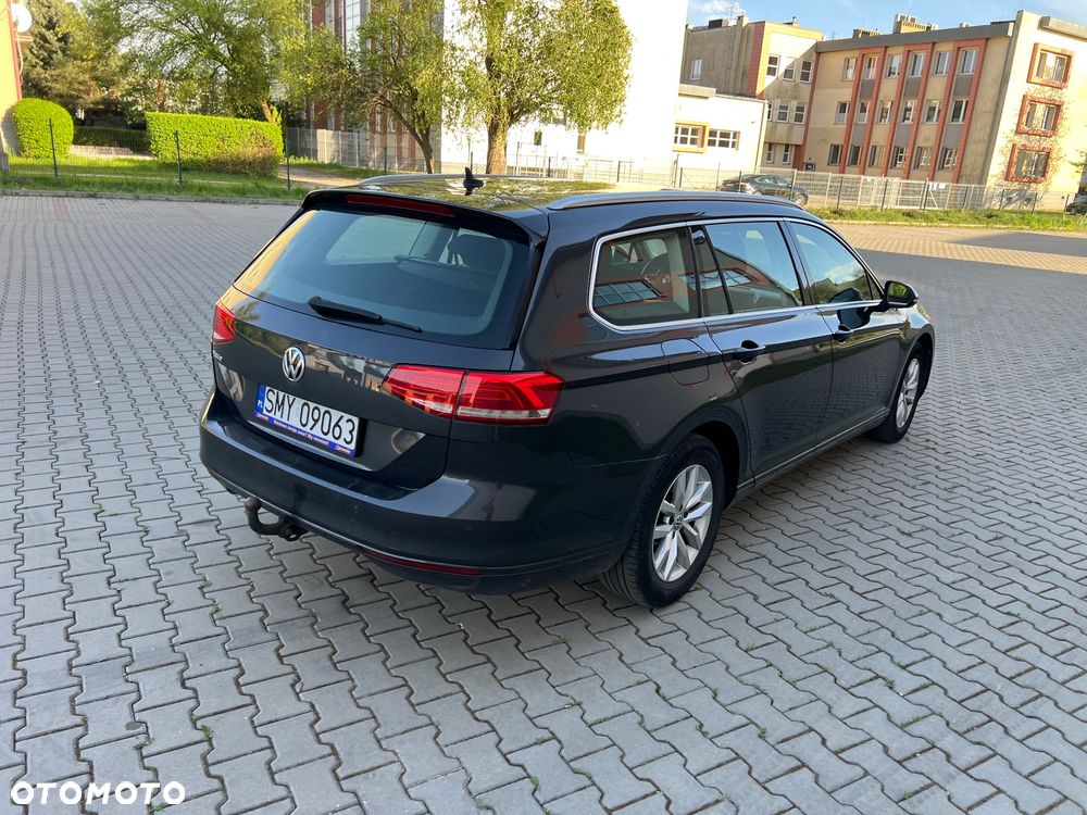 Volkswagen Passat 2.0 TDI (BlueMotion Technology) DSG Highline - 6