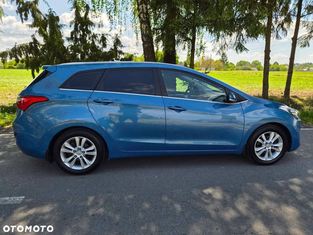 Hyundai i30 i30cw 1.4 Fifa World Cup Edition - 8