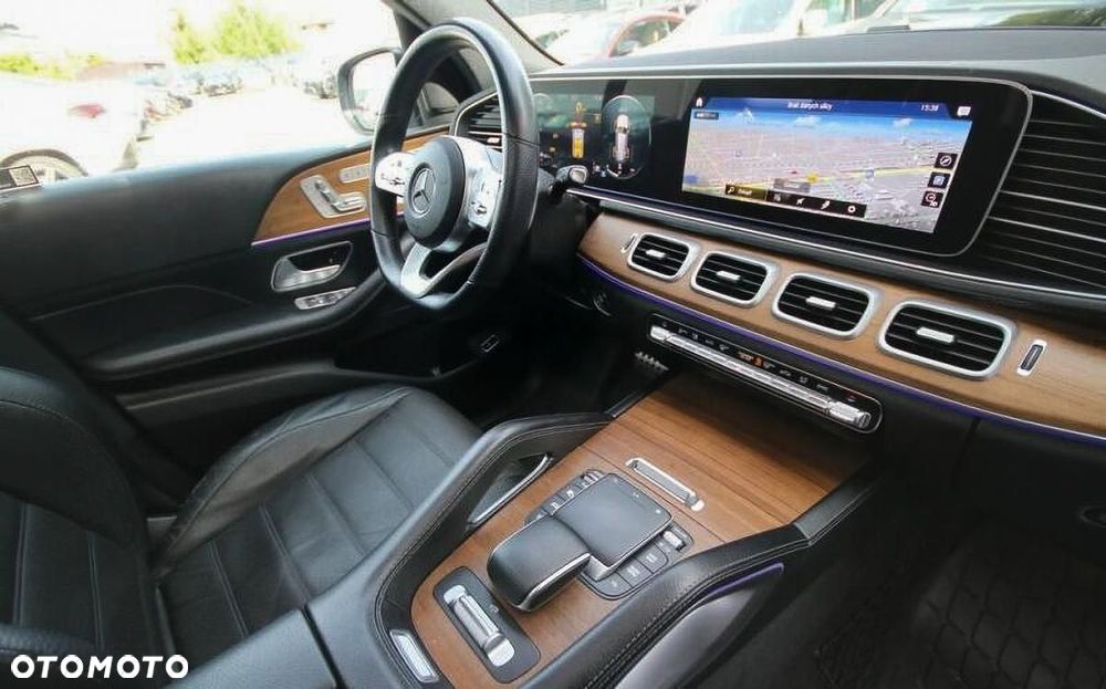 Mercedes-Benz GLS - 17