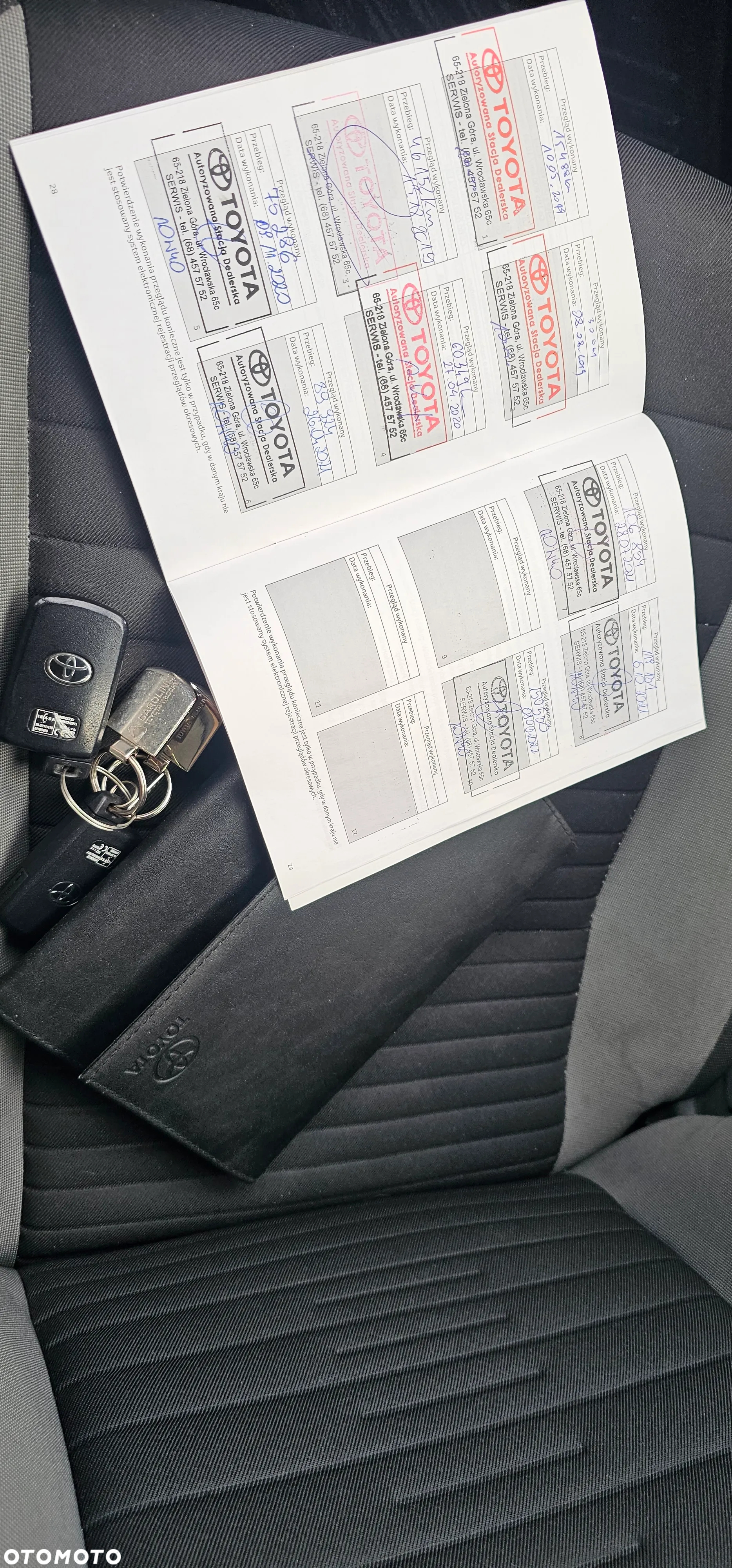 Toyota Auris Hybrid 135 Prestige - 21