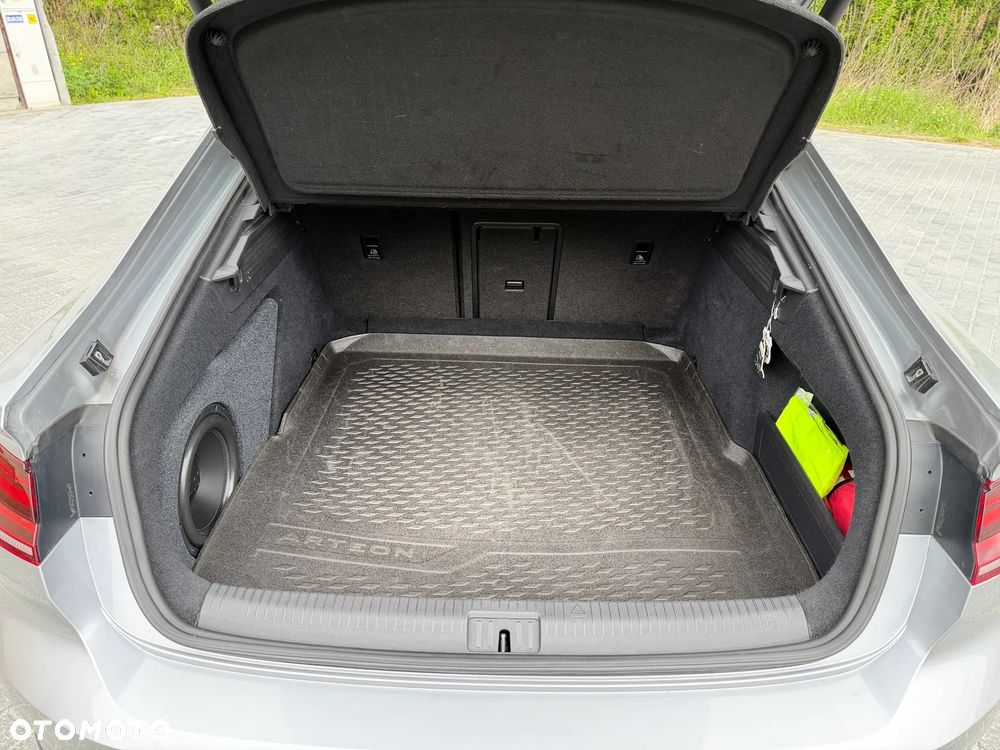 Volkswagen Arteon 2.0 TDI 4Motion SCR R-Line DSG - 22