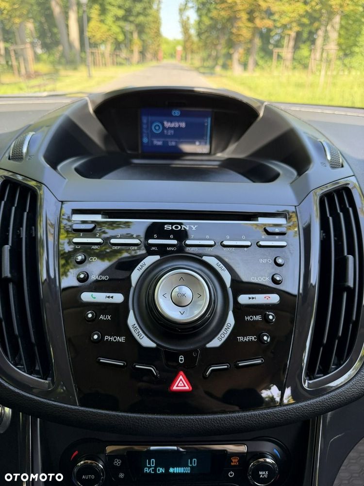 Ford Kuga - 37