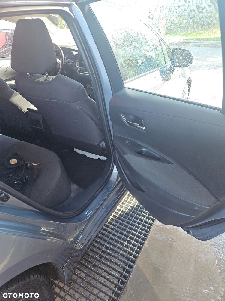 Toyota Corolla 1.6 Active - 13
