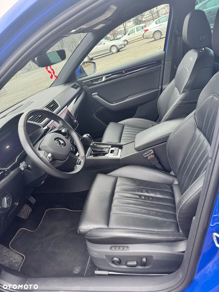 Skoda Superb 1.4 TSI Plug-In Hybrid L&K DSG - 11