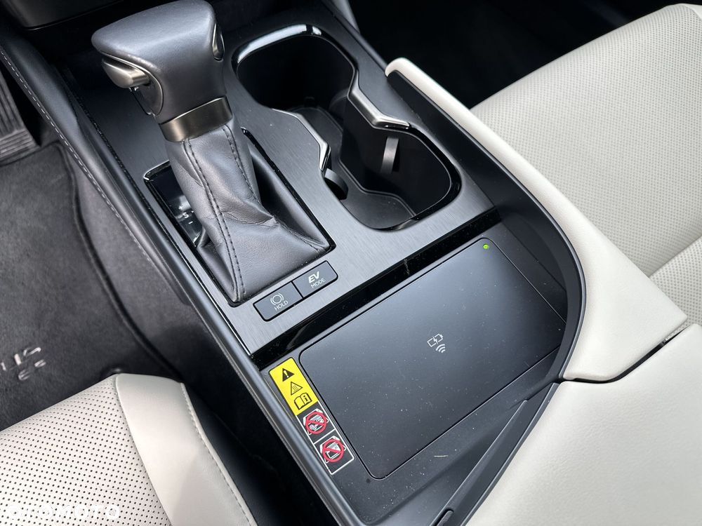 Lexus ES 300h Business Edition - 15