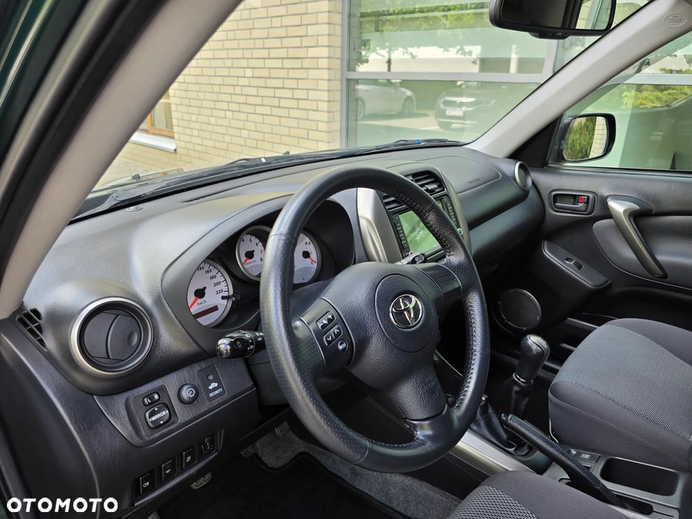Toyota RAV4 4x4 Executive - 17