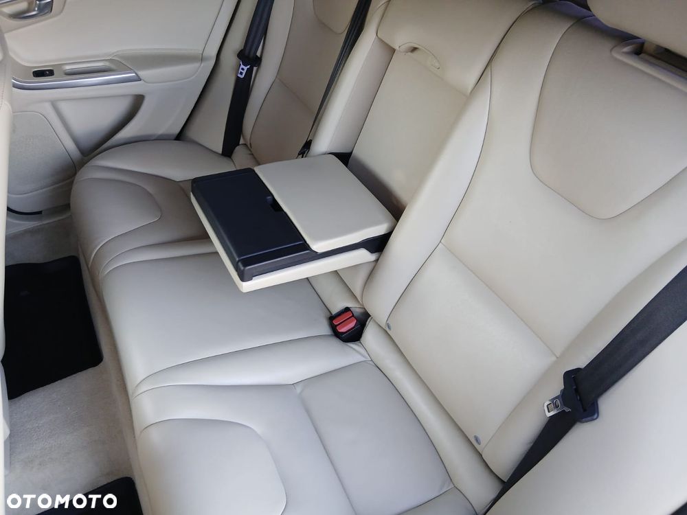 Volvo V60 Cross Country D3 Summum - 30