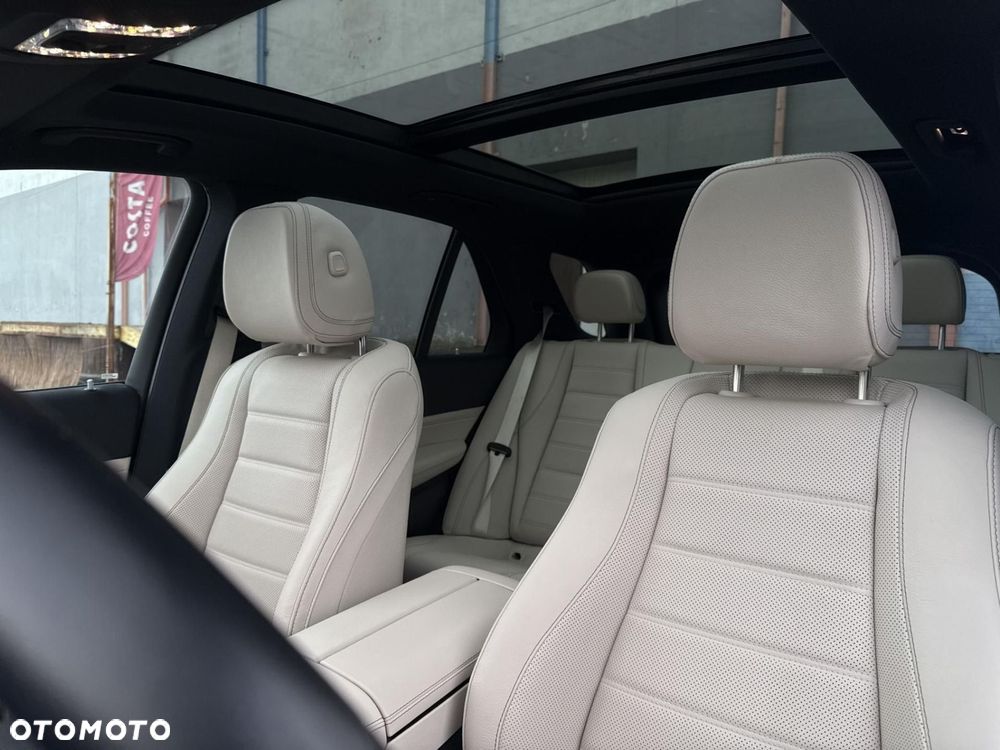 Mercedes-Benz GLE - 12