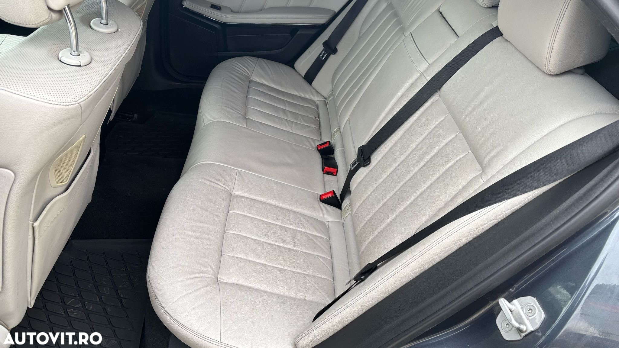 Mercedes-Benz E 220 BlueTEC BlueEFFICIENCY 7G-TRONIC Edition Avantgarde - 8