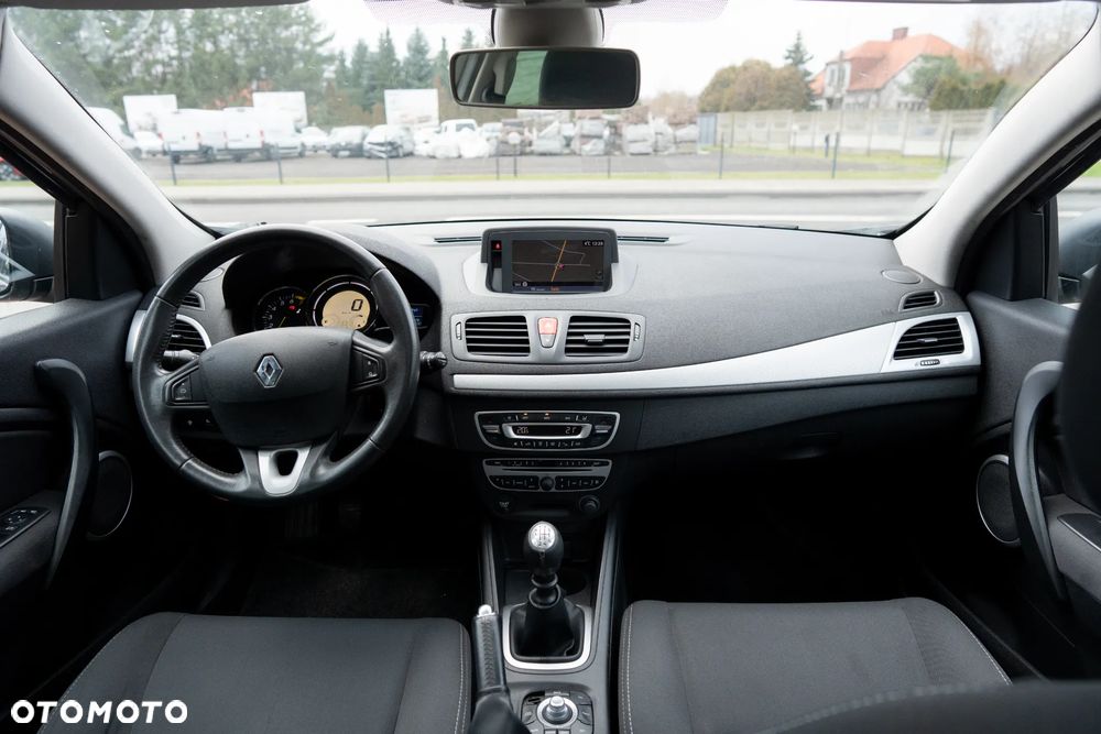 Renault Megane TCe 180 GT - 15