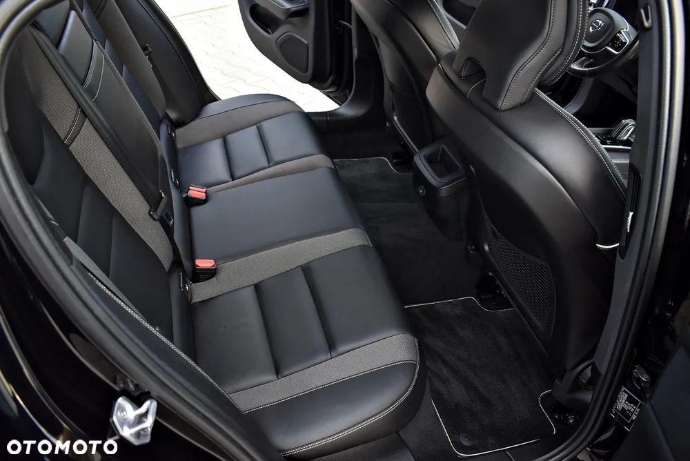 Volvo S60 B4 B Geartronic RDesign - 37