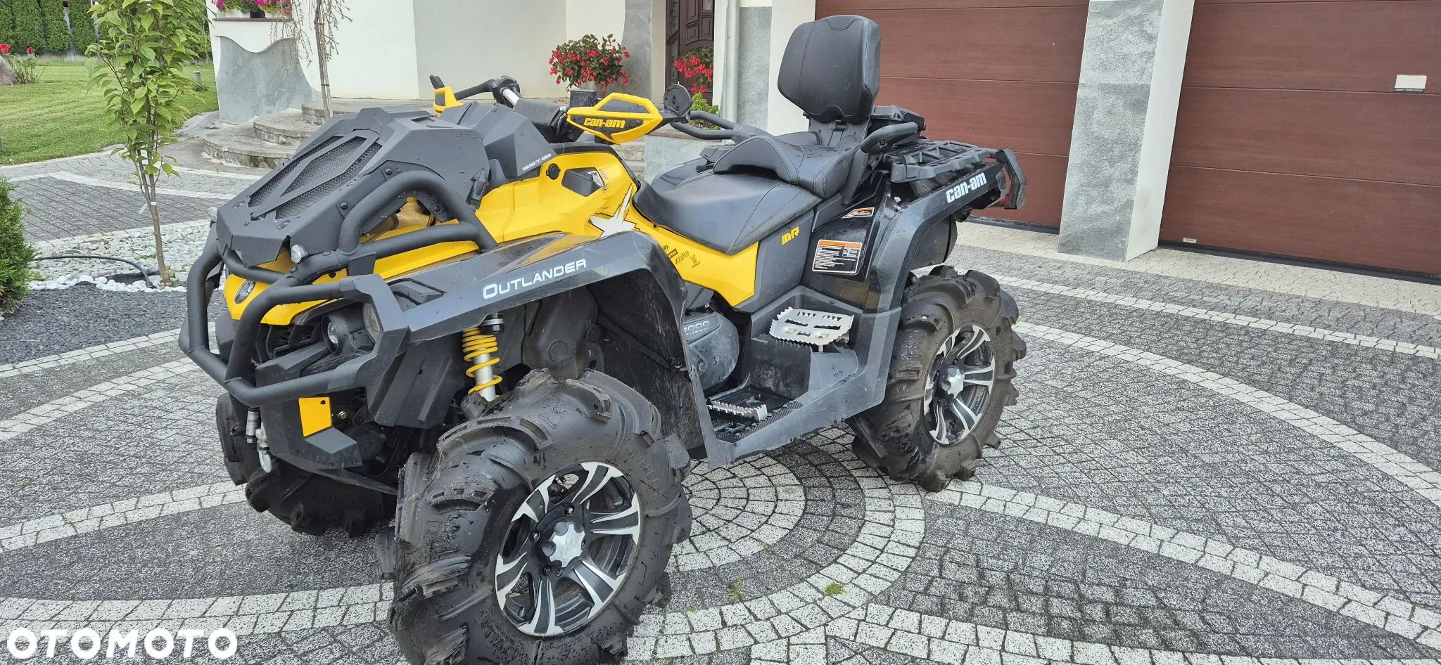 Can-Am Outlander Max - 1