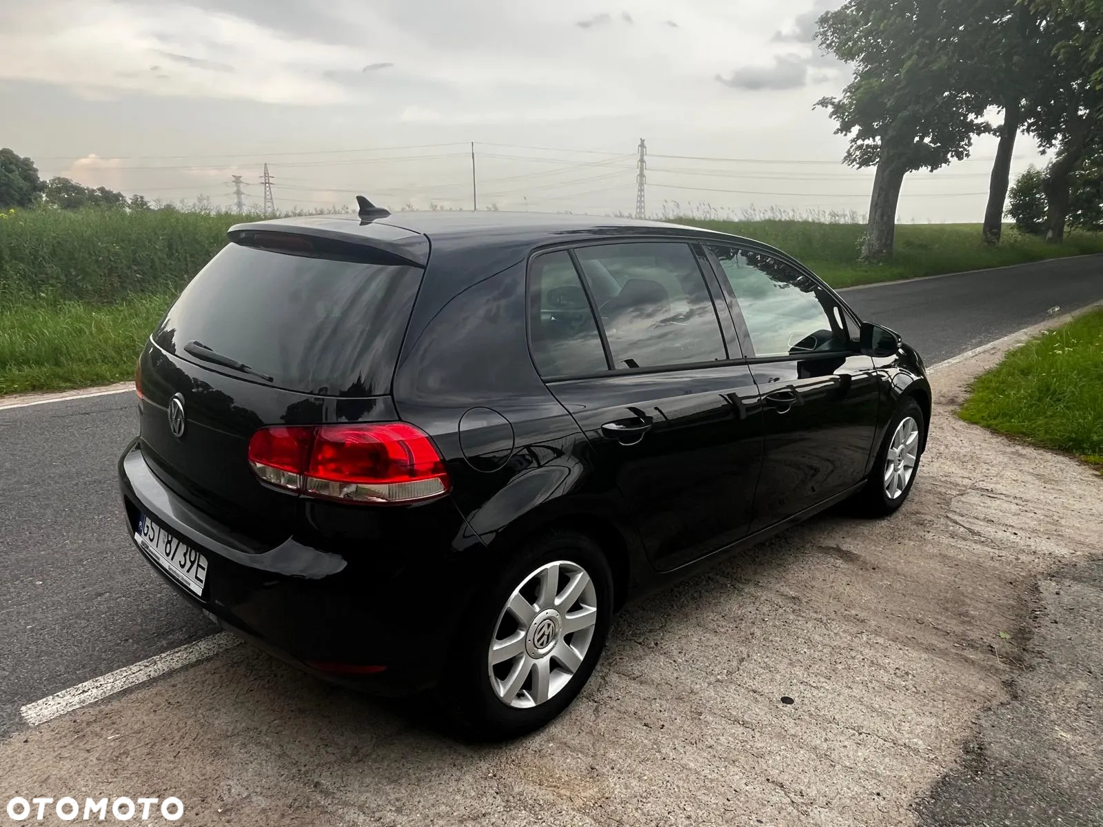 Volkswagen Golf 2.0 TDI DPF BlueMotion Technology DSG MATCH - 5