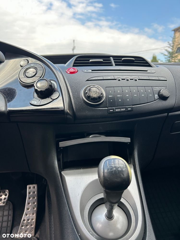 Honda Civic 1.4 Base - 8