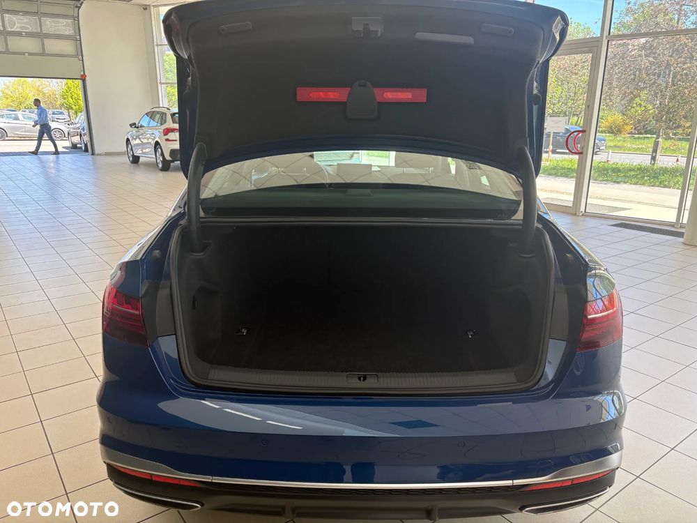 Audi A4 Limousine 35 TFSI mHEV S Line S tronic - 15