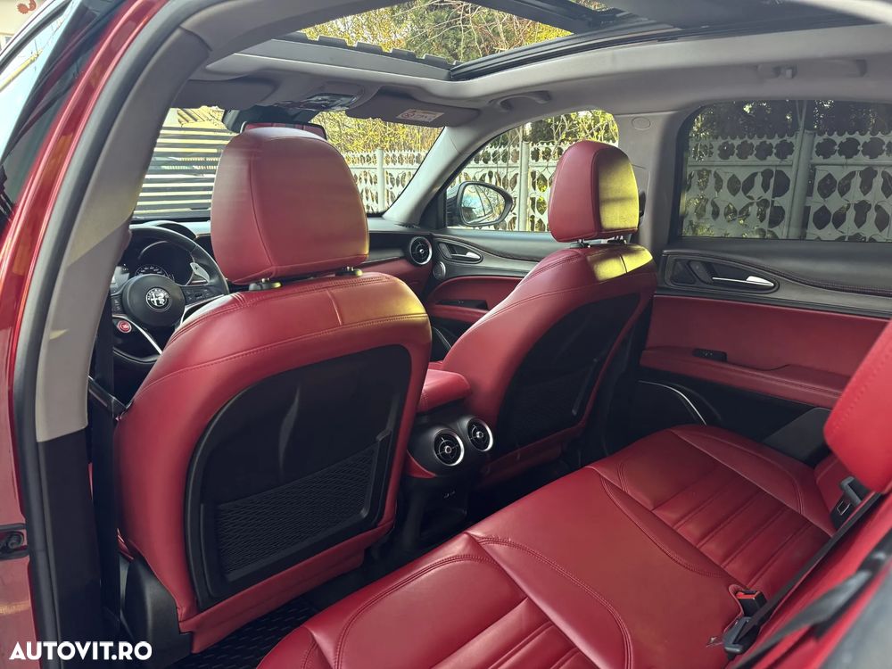 Alfa Romeo Stelvio 2.2 16V AT8 Q4 Lusso Ti - 8