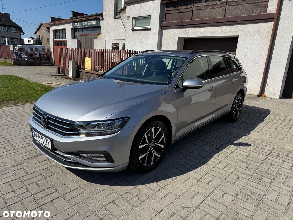 Volkswagen Passat 1.5 TSI EVO Business DSG - 1