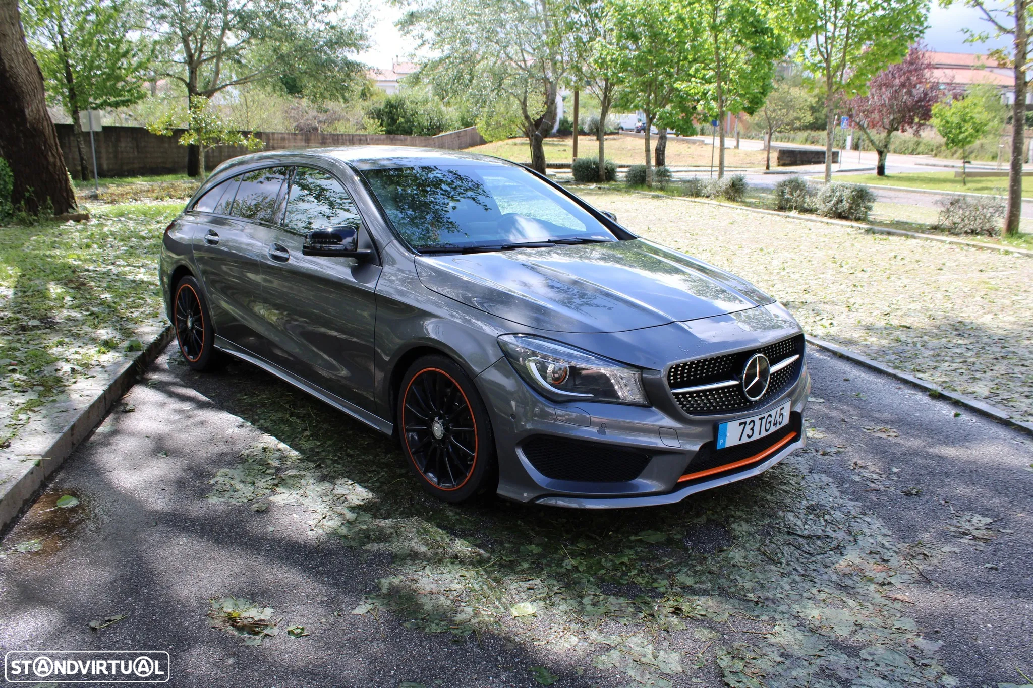 Mercedes-Benz CLA 220 d Shooting Brake AMG Line Aut. - 2