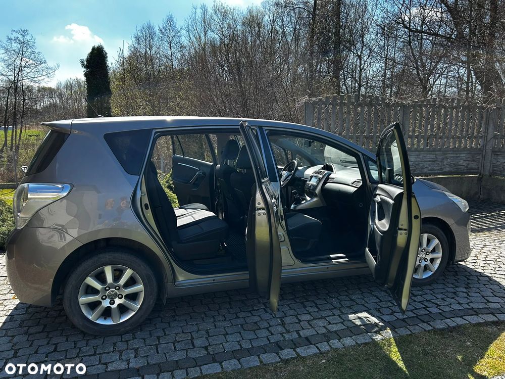 Toyota Verso 1.6 D-4D 7-Sitzer Start/Stop Skyview Edition - 11